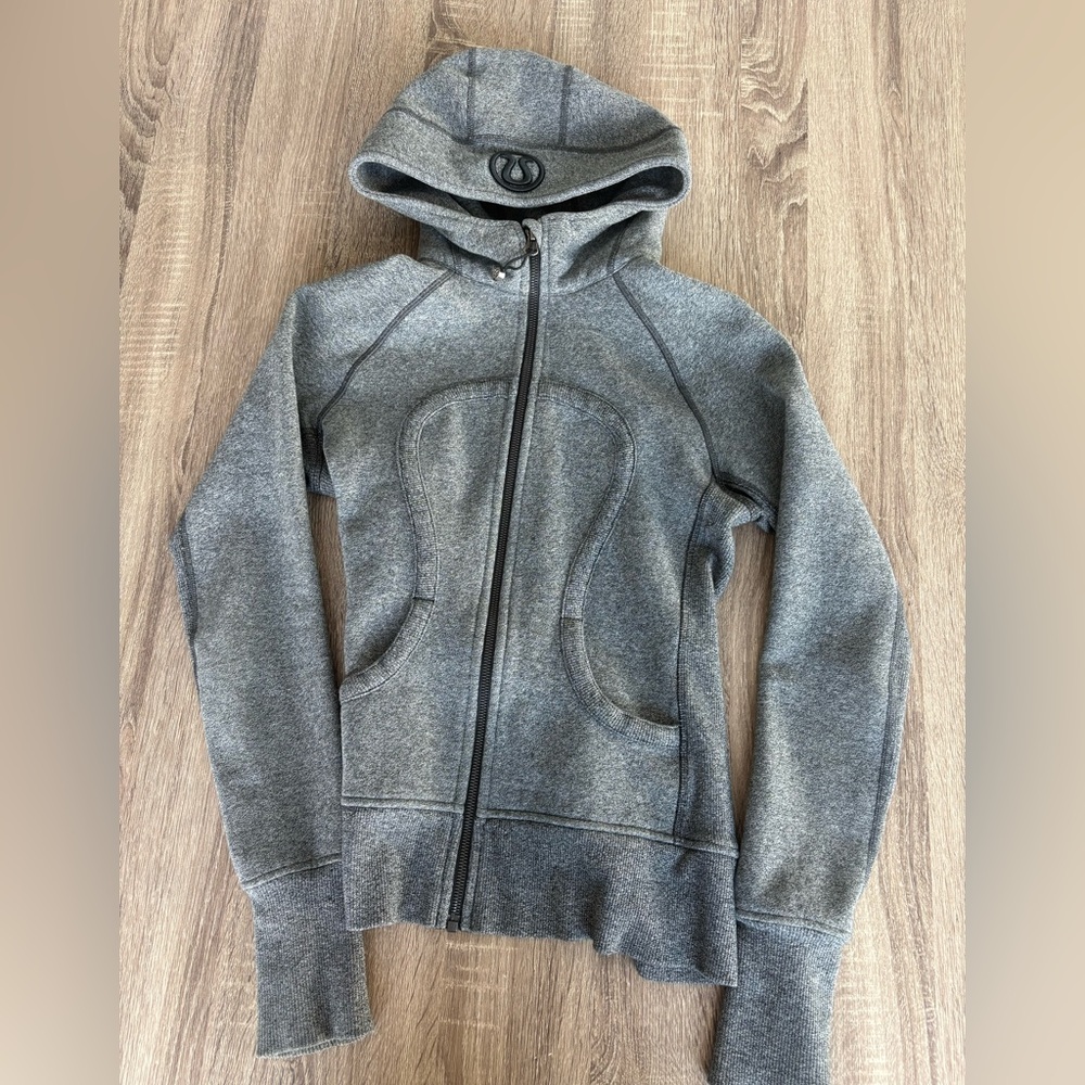 Lululemon zip